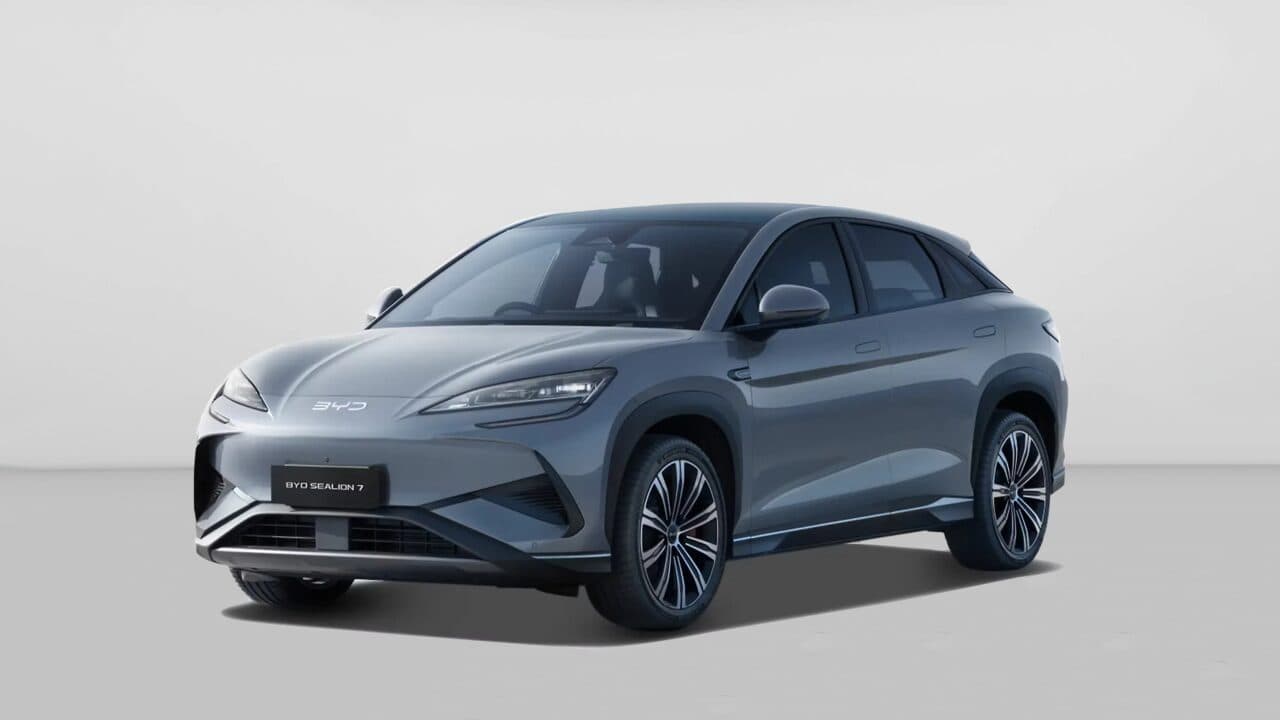 BYD Sealion in Shark Gray