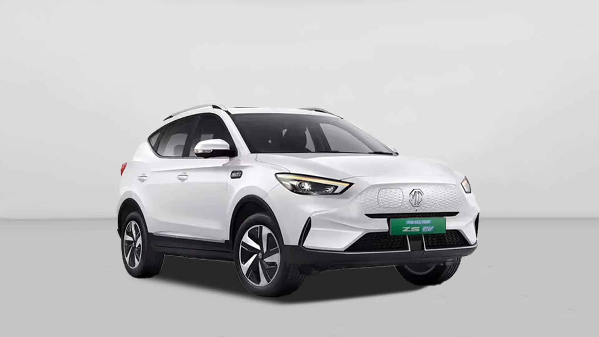 MG ZS EV in Candy White