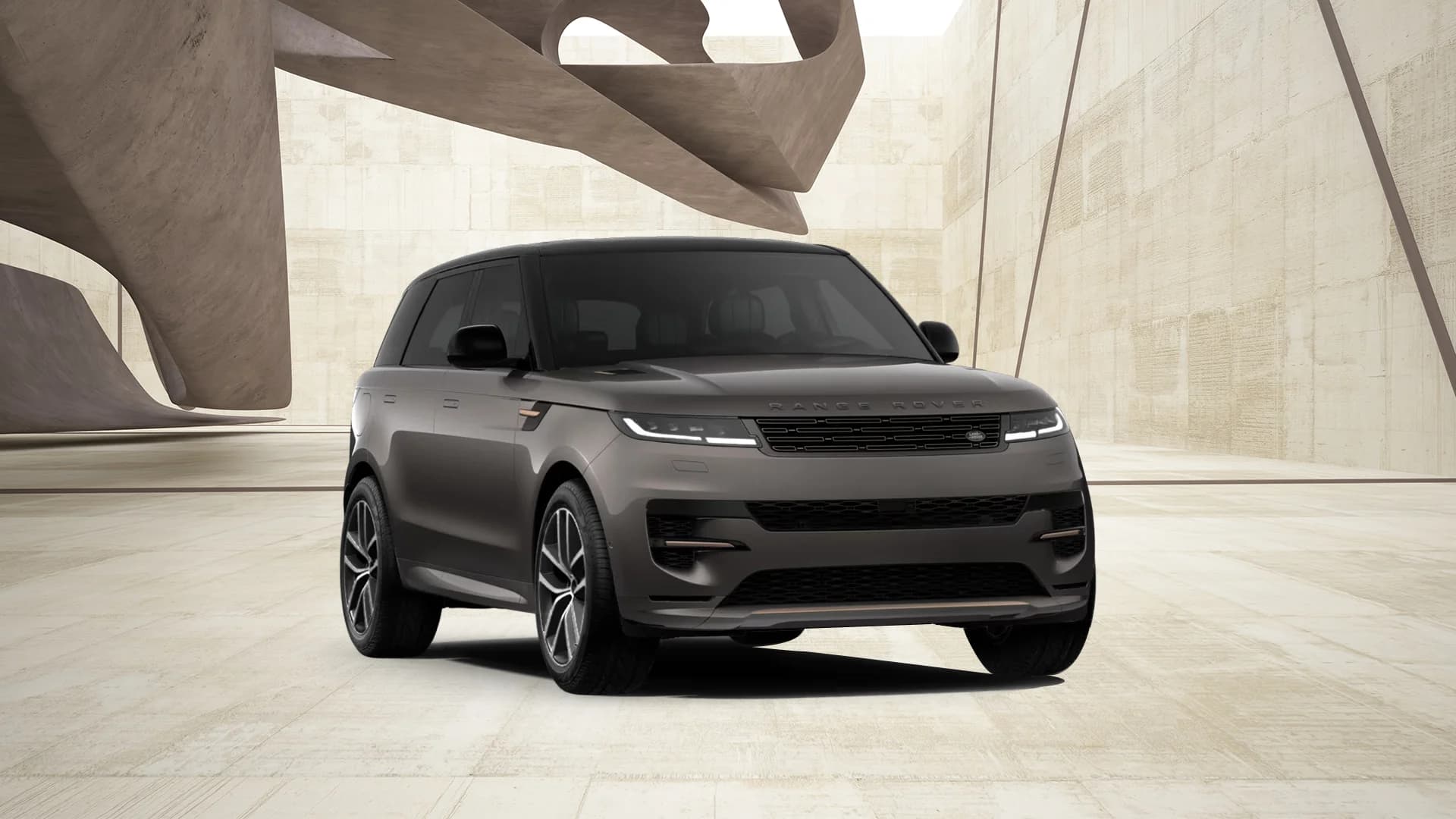 Land Rover Range Rover Sport in S Charente Grey Premium Metallic